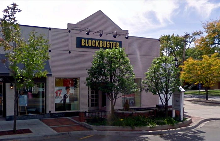 Blockbuster Video - Grosse Pointe - 16824 Kercheval Pl (newer photo)